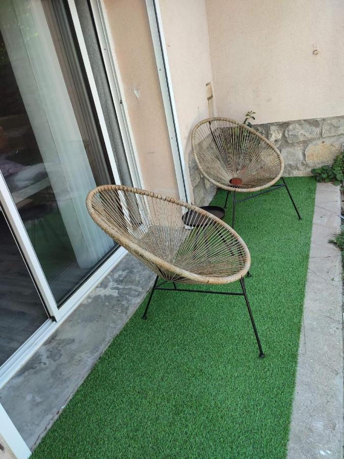 Auberge Des Esperels Rez De Maison Avec Jardin Figanières Dış mekan fotoğraf